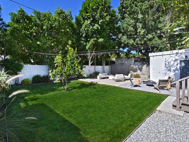 5653 Beck Ave — Photo 46