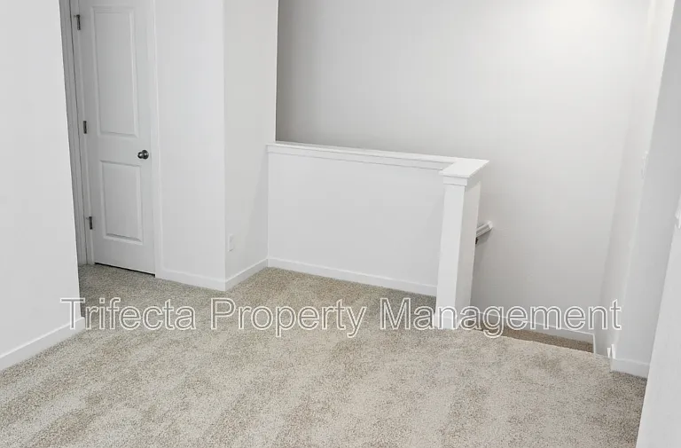 632 Thoroughbred Ln — Photo 9