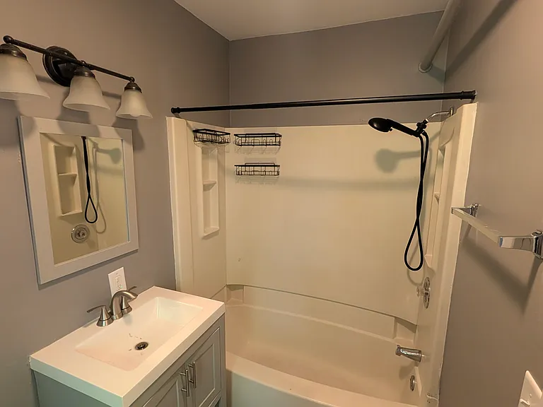 115 S Commonwealth Ave #1 — Photo 21