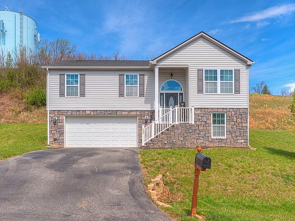2nd image of 145 Robin Hood Dr
