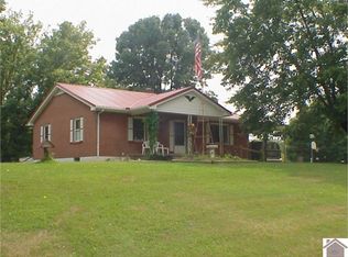 105 Gilbert St, Hazel, KY 42049