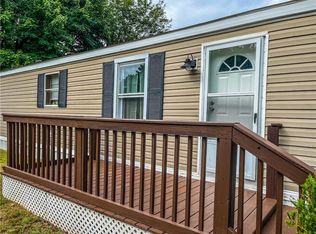 33 Torch Ln, Coventry, RI 02816