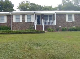 1011 Lowell Dr E, Fayetteville, TN 37334