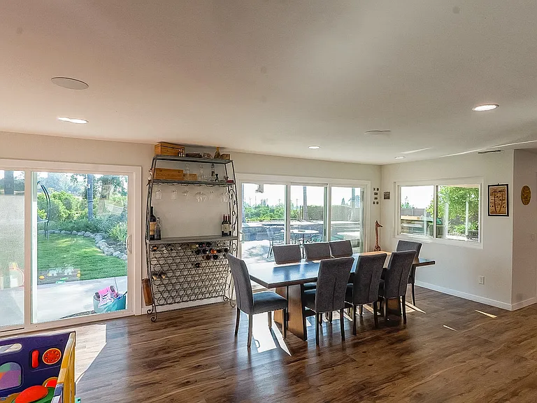 420 Wilbar Cir — Photo 14