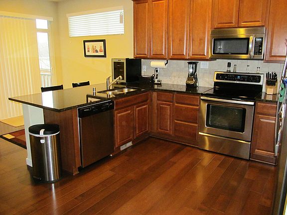 5th image of 9315 Stevens Ct NE
