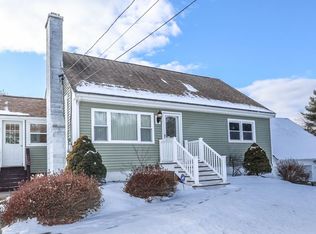 8 Loretta Ave, Pelham, NH 03076