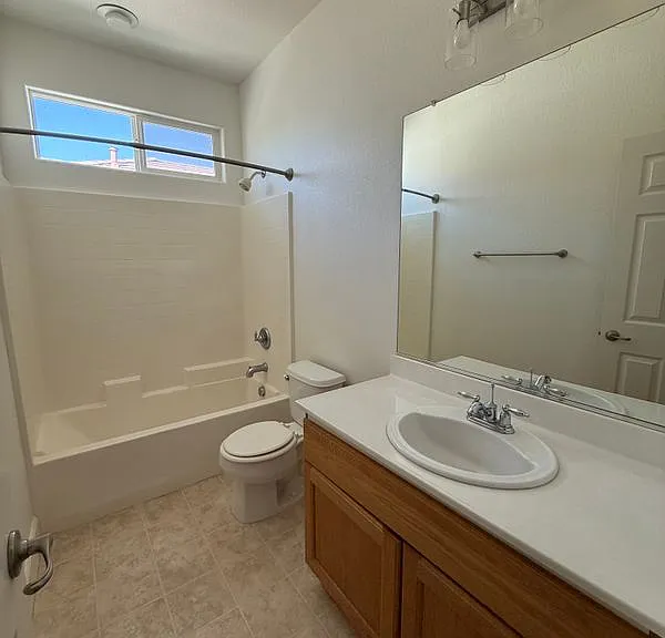 433 Tolman Way — Photo 14