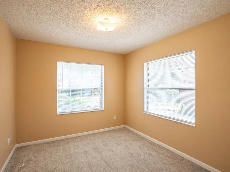 2548 Americas Cup Cir E — Photo 2