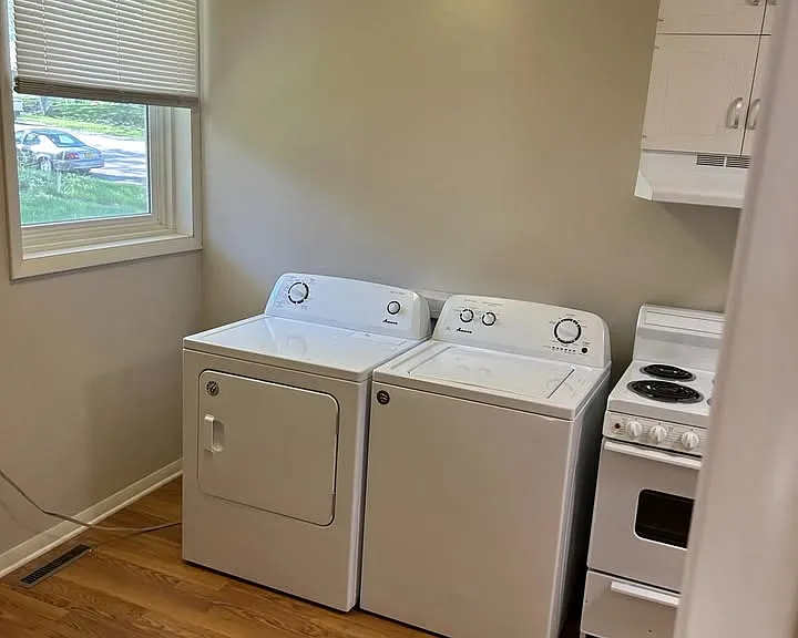 328 Johnston St #3 — Photo 6