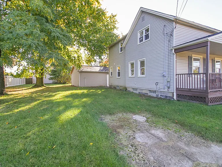 7329 Ward Rd — Photo 6