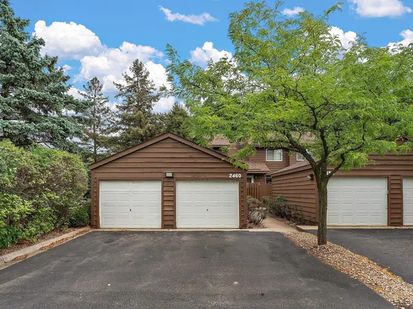 2460 Crestwood Dr, North Saint Paul, MN 55109