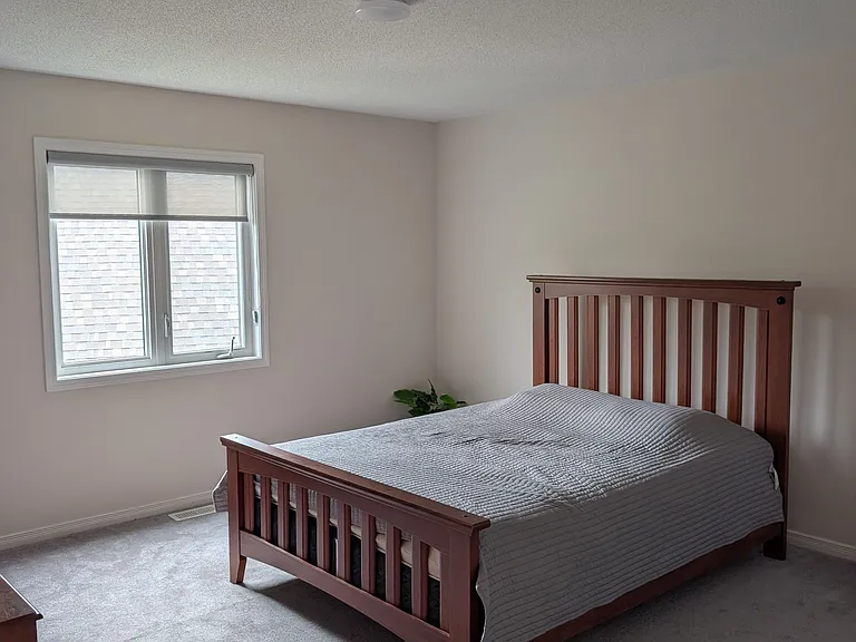 3230 Harvester Cres — Photo 14