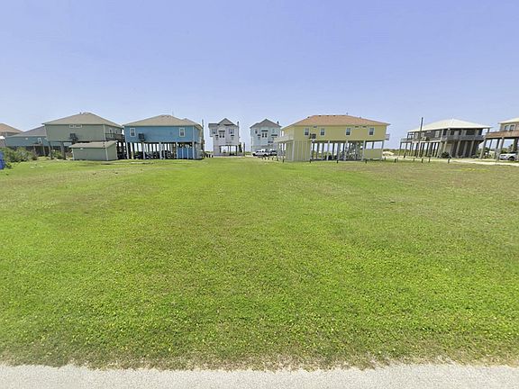 2nd image of 1110 Gulfview Rd