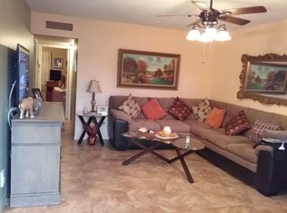 132 Salisbury #132-F, West Palm Beach, FL 33417