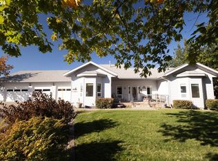 61826 East Ln, La Grande, OR 97850