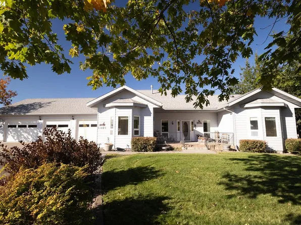61826 East Ln, La Grande, OR 97850
