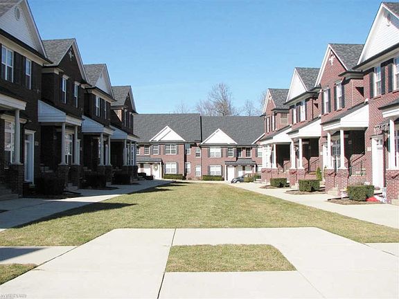 5th image of 53209 E Providence Dr