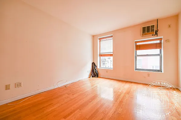 Rented by Nolita Group | media 36