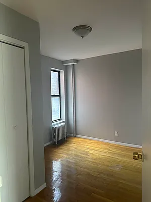 Rented by Premier One Realty LLC | media 4