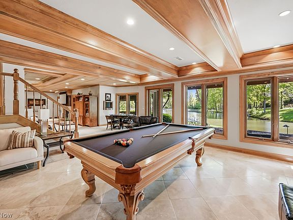4th image of 185 Queens Ln
