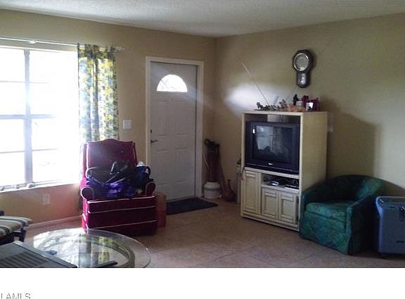 4th image of 1385 Sourwood Ct