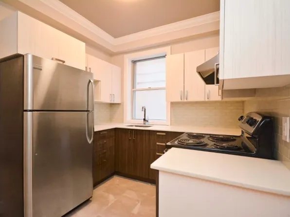 393 Nelson St, Ottawa, ON