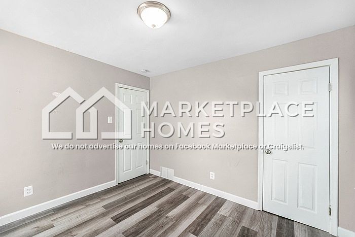27070 Lawnwood St, photo 11