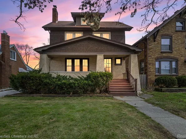15330 Lindsay St, Detroit, MI 48227