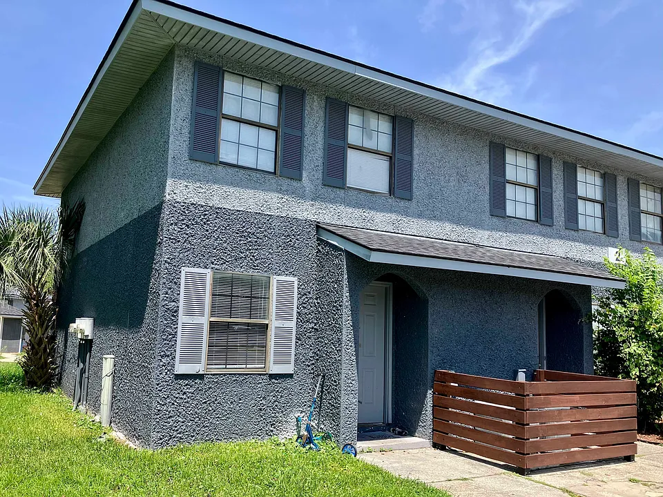 6 Almond Ct #3B1