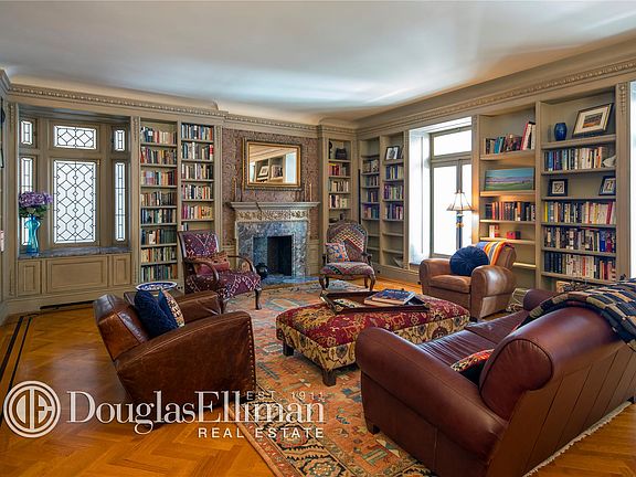 3rd image of 171 W 71st St #3DE