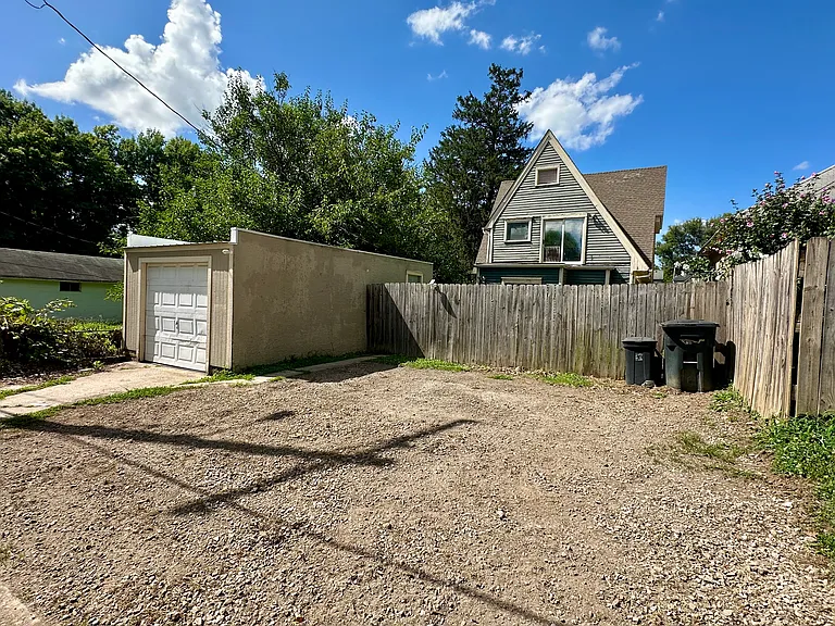 2628 State St — Photo 21