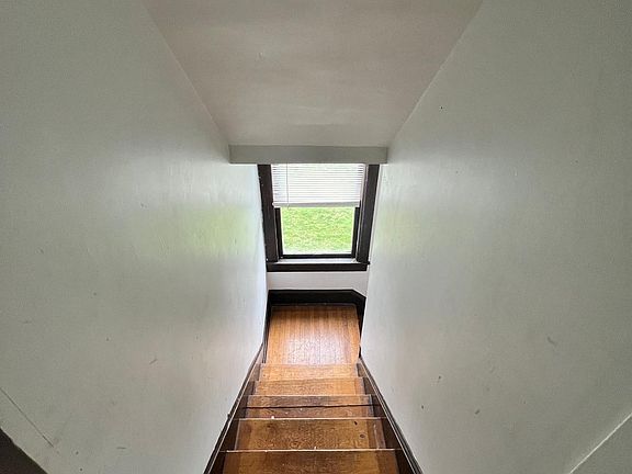 3rd image of 603 Clark St #1/2