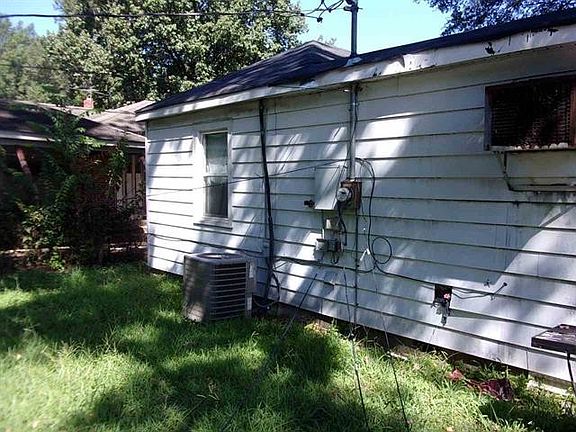 4th image of 165 E McKellar Ave