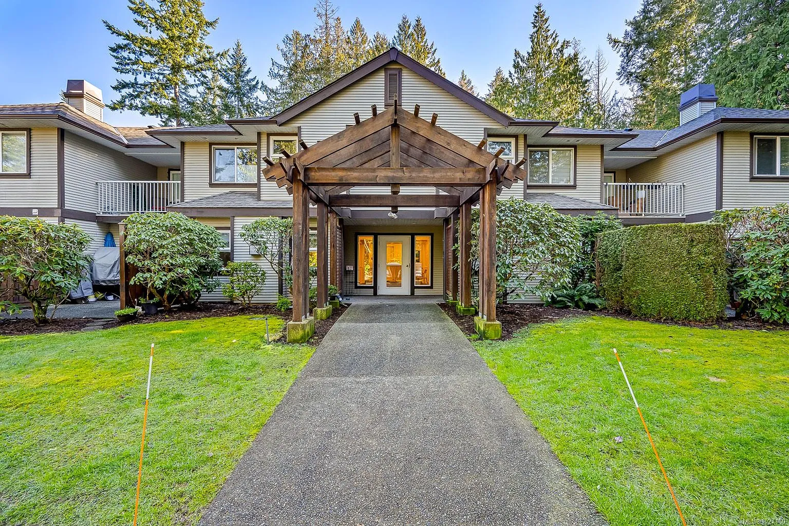 440 Schley Pl #107 photo 1