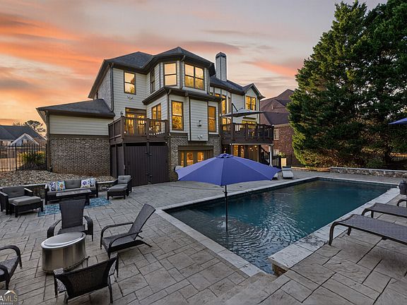 2nd image of 909 Pathview Ct