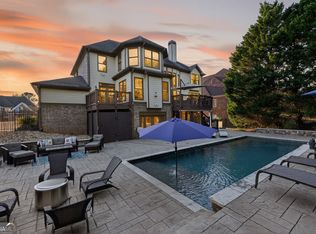 909 Pathview Ct, Dacula, GA 30019