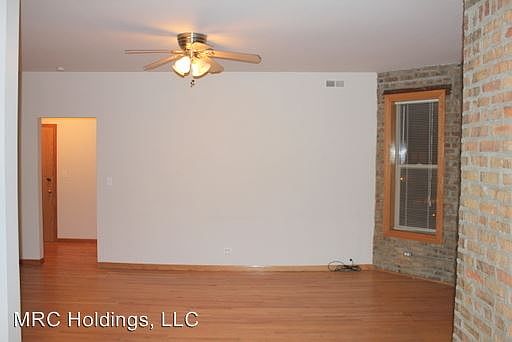 3rd image of 7550 S Essex Ave APT 1B