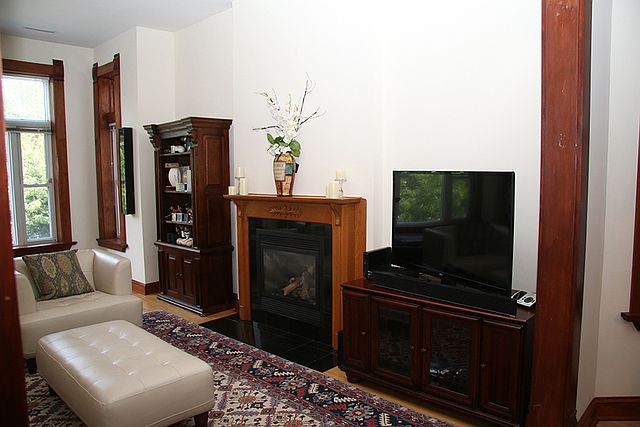 1st image of 857 W Newport Ave APT 3