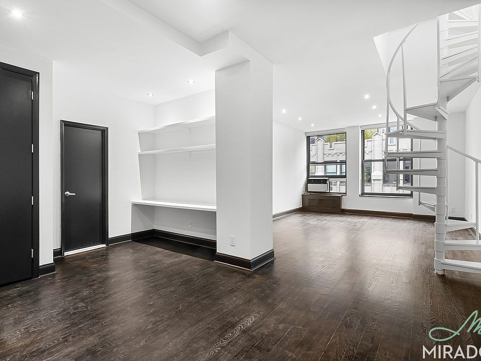 1st image of 270 Park Ave S Ph 1G