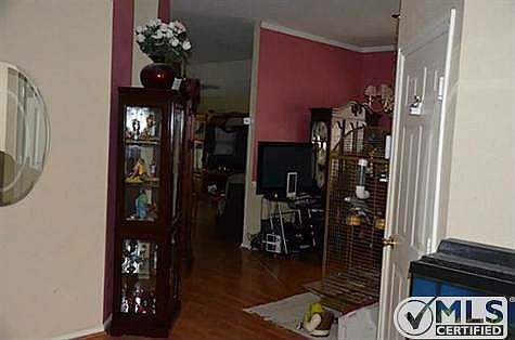 4th image of 507 Dover Park Trl