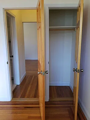 Rented by NYLA Realty | media 3