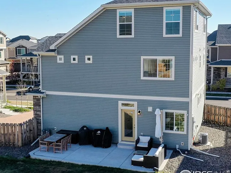 26179 E Maple Dr — Photo 15