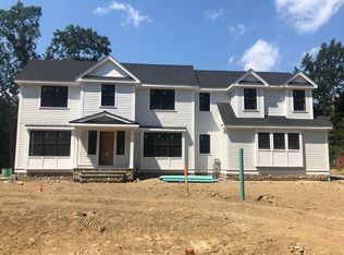 106 Rolling Ln, Weston, MA 02493