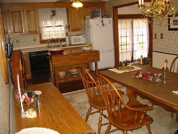 DINING ROOM AND KITCHEN