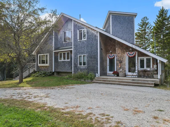 1299 Dutch Neck Road, Waldoboro, ME 04572