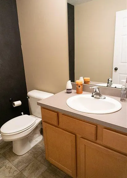 3675 Andover Ln — Photo 6