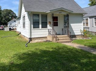 1817 S 12th St, Burlington, IA