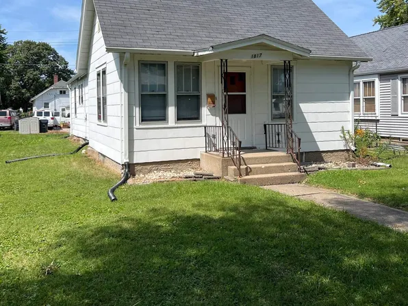 1817 S 12th St, Burlington, IA 52601