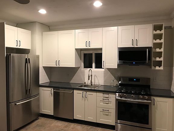 4th image of 5085 Cedar Ln #B