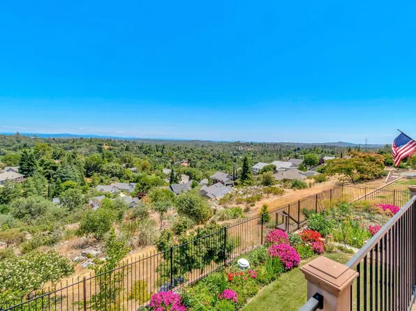 920 El Oro Dr, Auburn, CA 95603